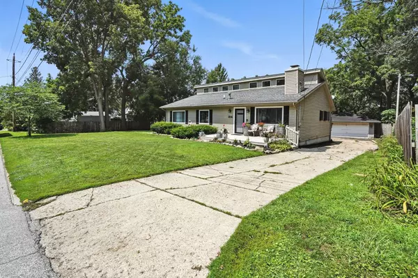 314 E Gray Street, Des Moines, IA 50315