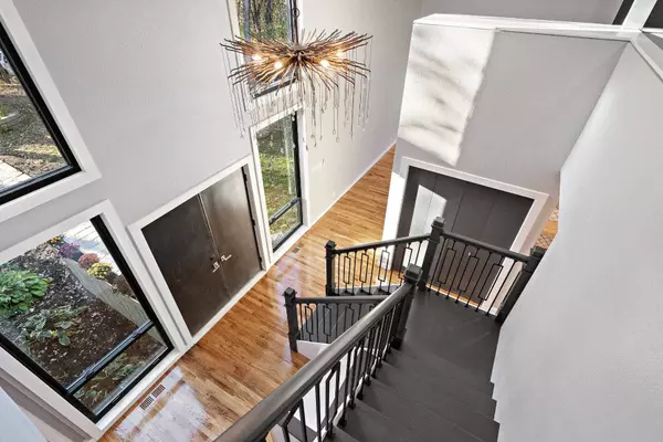 2090 SE Browns Woods Ridge, West Des Moines, IA 50265