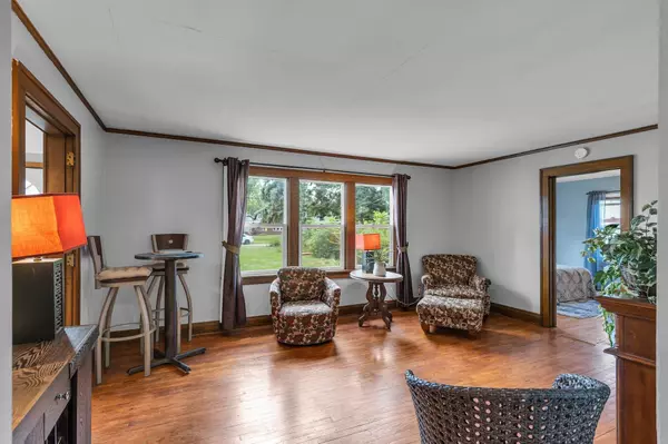 620 S 5th Avenue W, Newton, IA 50208