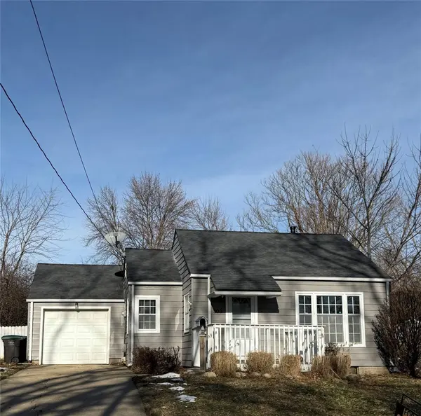 303 Virginia Avenue, Des Moines, IA 50315