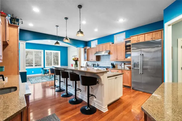 9136 Wooded Point Drive, Johnston, IA 50131