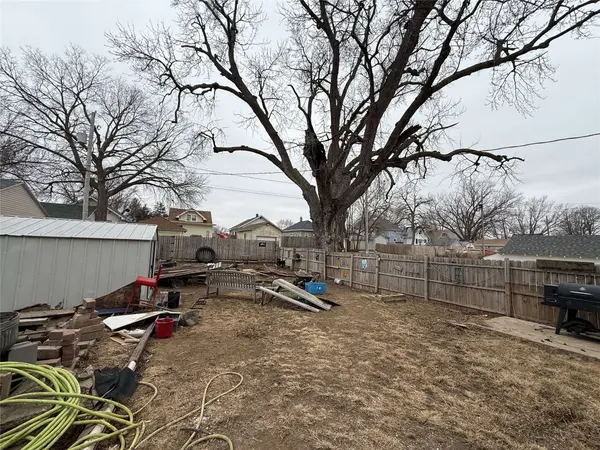 3328 5th Avenue, Sioux City, IA 51106