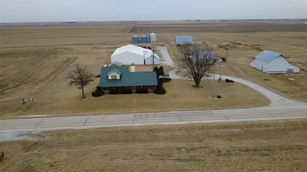 33536 180 Avenue, IA 52563