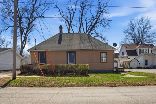 210 E Vine Street, Ottumwa, IA 52501