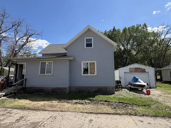 604 Oak Street, Rolfe, IA 50581