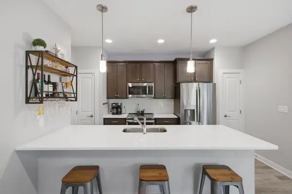 15307 Goldenrod Drive, Urbandale, IA 50323