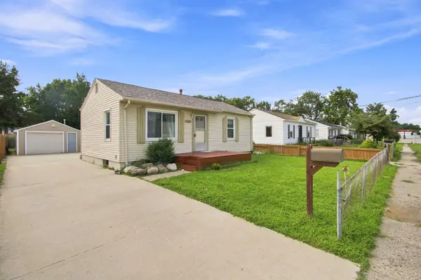 2208 Tichenor Street, Des Moines, IA 50317