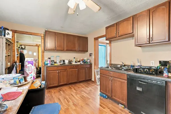 318 W State Street, Other, IA 52322