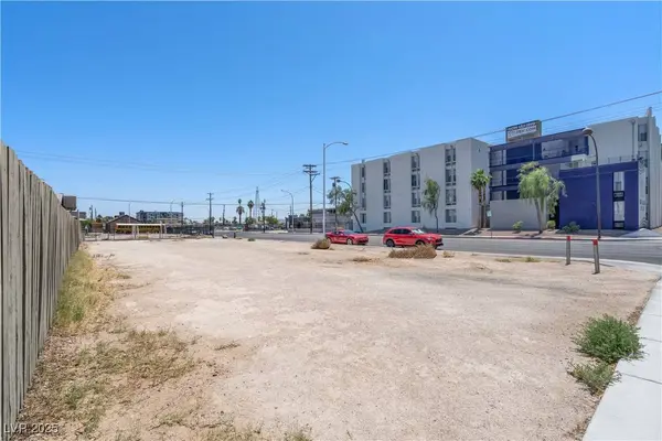 802 Stewart AVE, Las Vegas, NV 89101