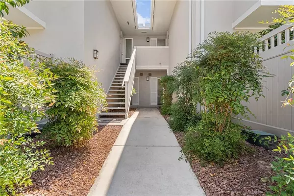 745 Oakmont AVE #1007, Las Vegas, NV 89109