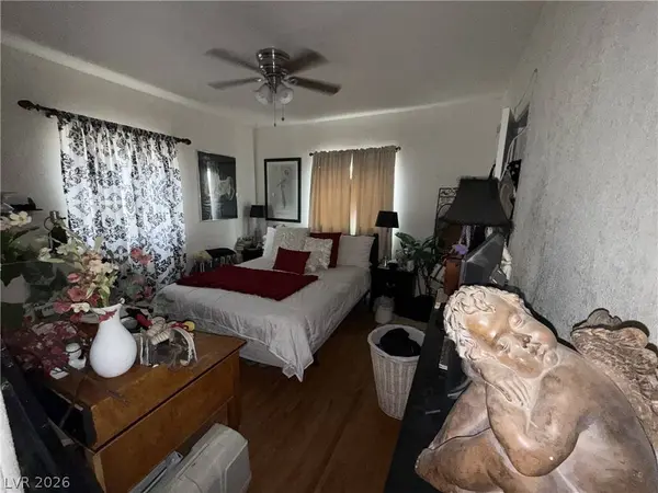 313 N 8th ST, Las Vegas, NV 89101