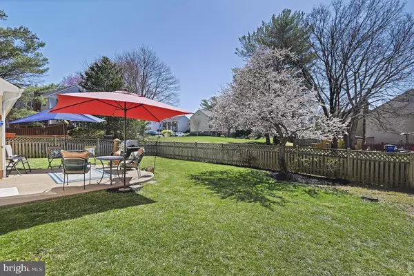 716 PALMER DR, Herndon, VA 20170