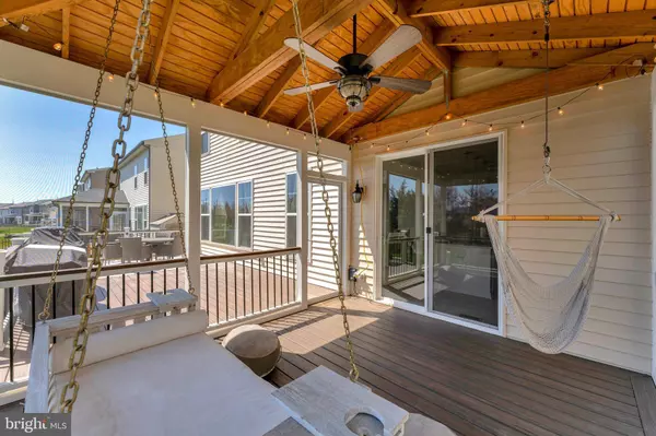 9409 BRIGHTSTAR DR, Manassas Park, VA 20111