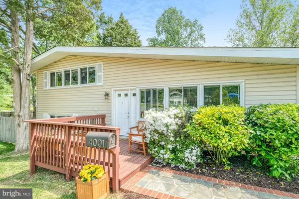 4001 IVANHOE LN, Alexandria, VA 22310