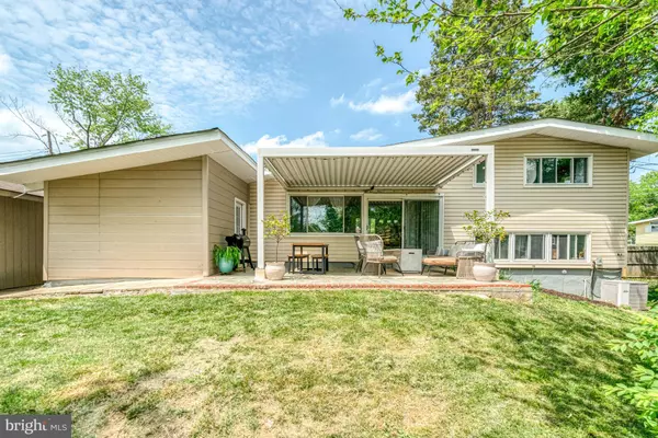 4001 IVANHOE LN, Alexandria, VA 22310