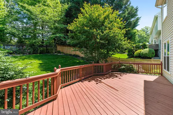 5811 VALLEY VIEW, Alexandria, VA 22310