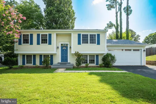 12703 CARLSBAD CT, Herndon, VA 20171