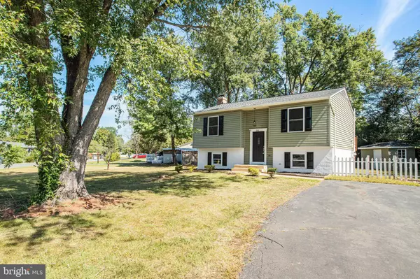 200 VIA DE ROSA DR, Stafford, VA 22556