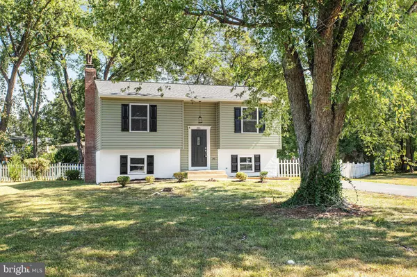 200 VIA DE ROSA DR, Stafford, VA 22556