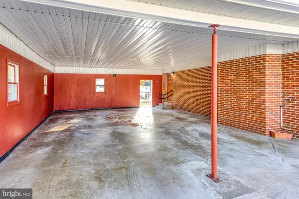 19227 CARDINAL HEIGHTS RD, Triangle, VA 22172