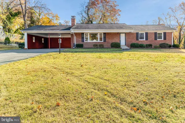 19227 CARDINAL HEIGHTS RD, Triangle, VA 22172