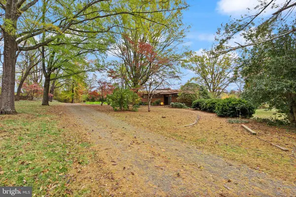 7099 GLEN CURTISS LN, Warrenton, VA 20187