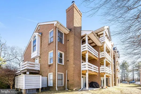 7598-L LAKESIDE VILLAGE DR #L, Falls Church, VA 22042