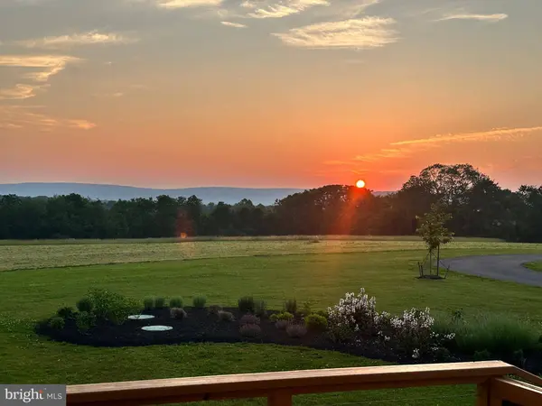 16756 MISTY RIDGE LN, Hillsboro, VA 20132