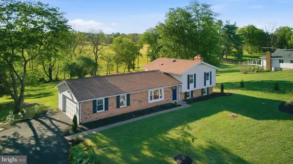 4508 OLD FIELD DR, Gainesville, VA 20155