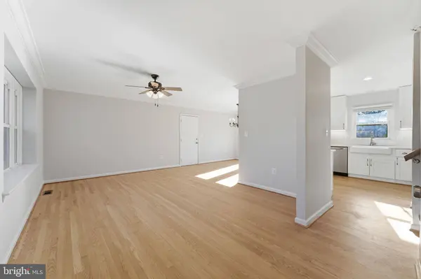 4508 OLD FIELD DR, Gainesville, VA 20155