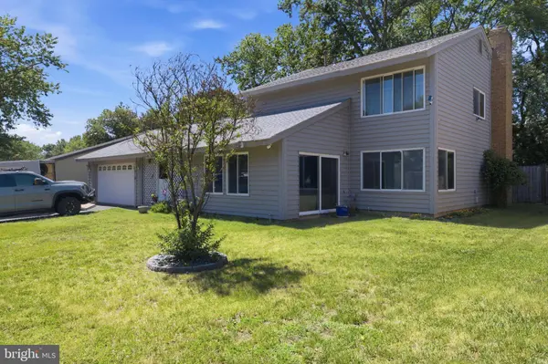 109 HARVEST LN, Sterling, VA 20164