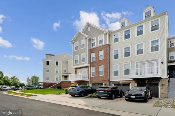 42203 SHORECREST TER, Aldie, VA 20105