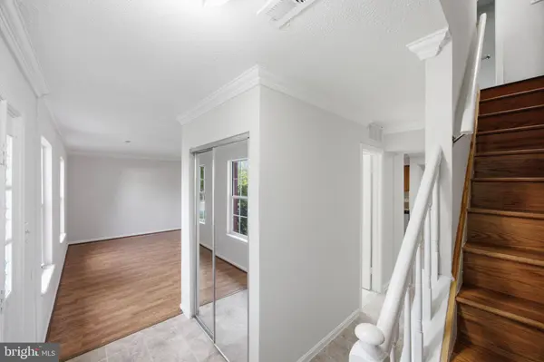 8933 SWEETBRIAR ST, Manassas, VA 20110