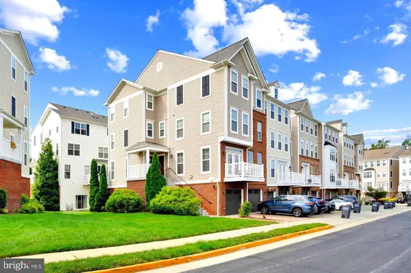 42203 SHORECREST TER, Aldie, VA 20105