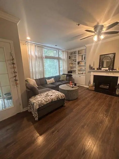 3636 Habersham RD NW #2207, Atlanta, GA 30305