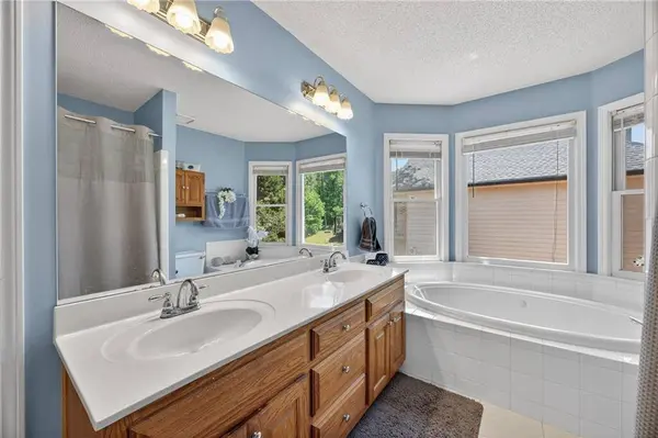 4790 SE Meadowlark DR, Conyers, GA 30094