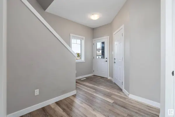 1 REDDING WY, Fort Saskatchewan, AB T8L 0E7