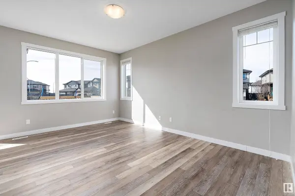 1 REDDING WY, Fort Saskatchewan, AB T8L 0E7