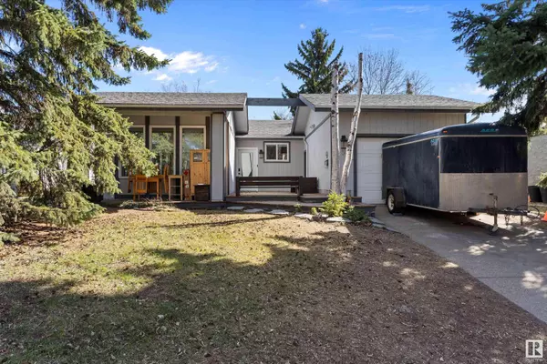 101 LAROSE DR, St. Albert, AB T8N 2X6