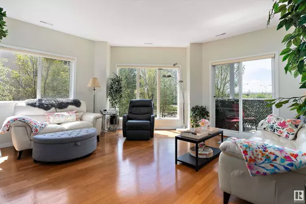 #209 4304 139 AV NW, Edmonton, AB T5Y 0H6