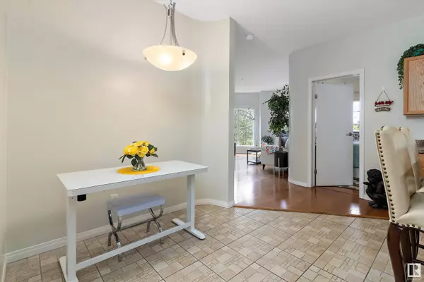 #209 4304 139 AV NW, Edmonton, AB T5Y 0H6