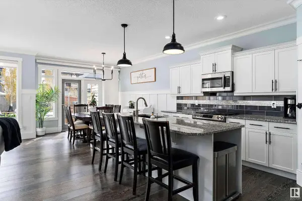 3237 ALLAN WY SW, Edmonton, AB T6W 2K3