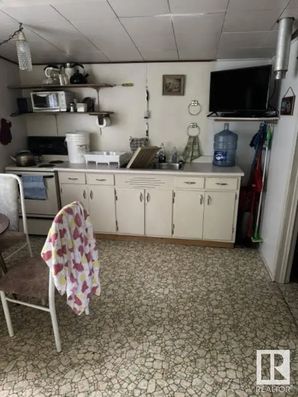 3 Leslies RD, Rural Athabasca County, AB T9S 1R9