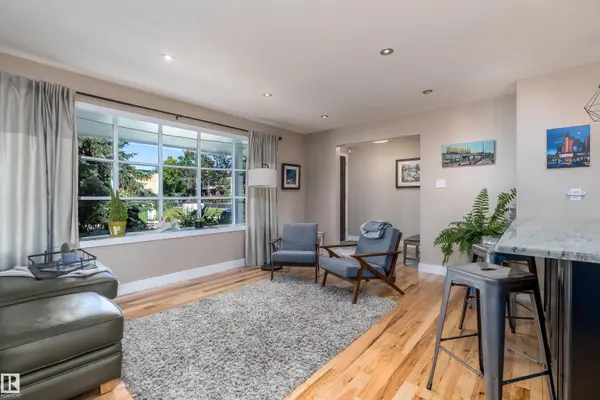 5419 143 ST NW, Edmonton, AB T6H 4E4