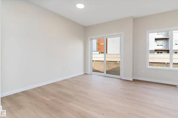 841 ROWAN CL SW, Edmonton, AB T6X 1A2