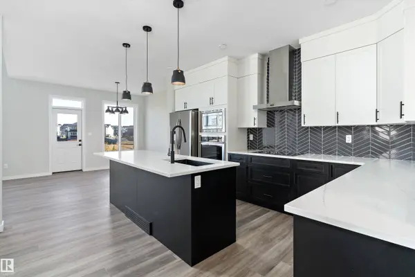 4777 KINNEY RD SW, Edmonton, AB T6W 5G4