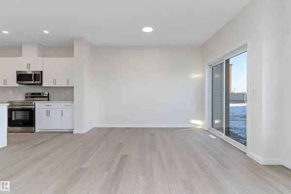 823 ROWAN CL SW, Edmonton, AB T6X 1A2