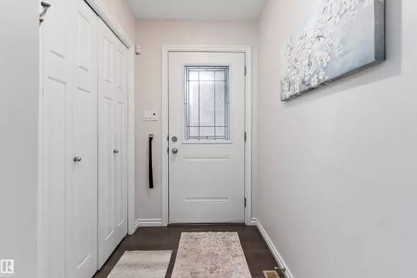 #42 6835 SPEAKER VS NW, Edmonton, AB T6R 0S6