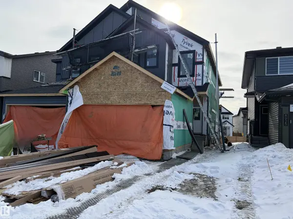 8923 ELVES LO NW, Edmonton, AB T6M 0T8