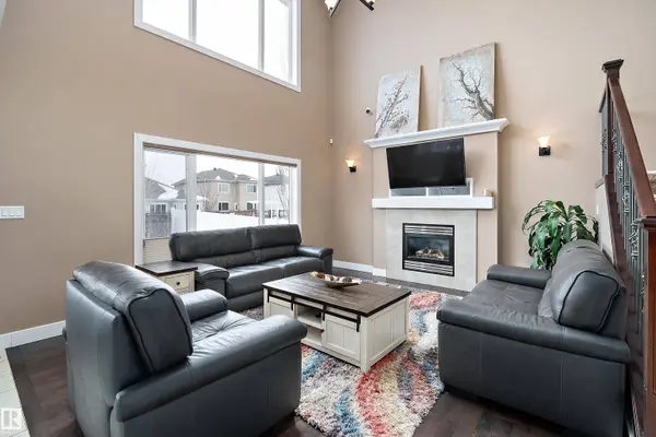 178 WOODHILL, Fort Saskatchewan, AB T8L 0L5